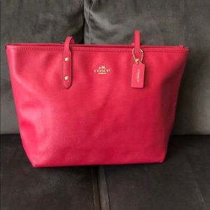 Pink Coach Zipper Tote